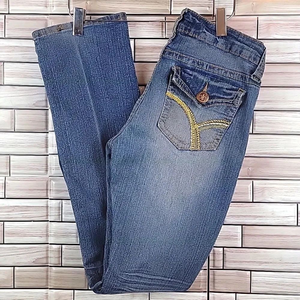 V.I.P blue Denim Low Rise Jeans - Straight Leg Womens Waist  Size 28